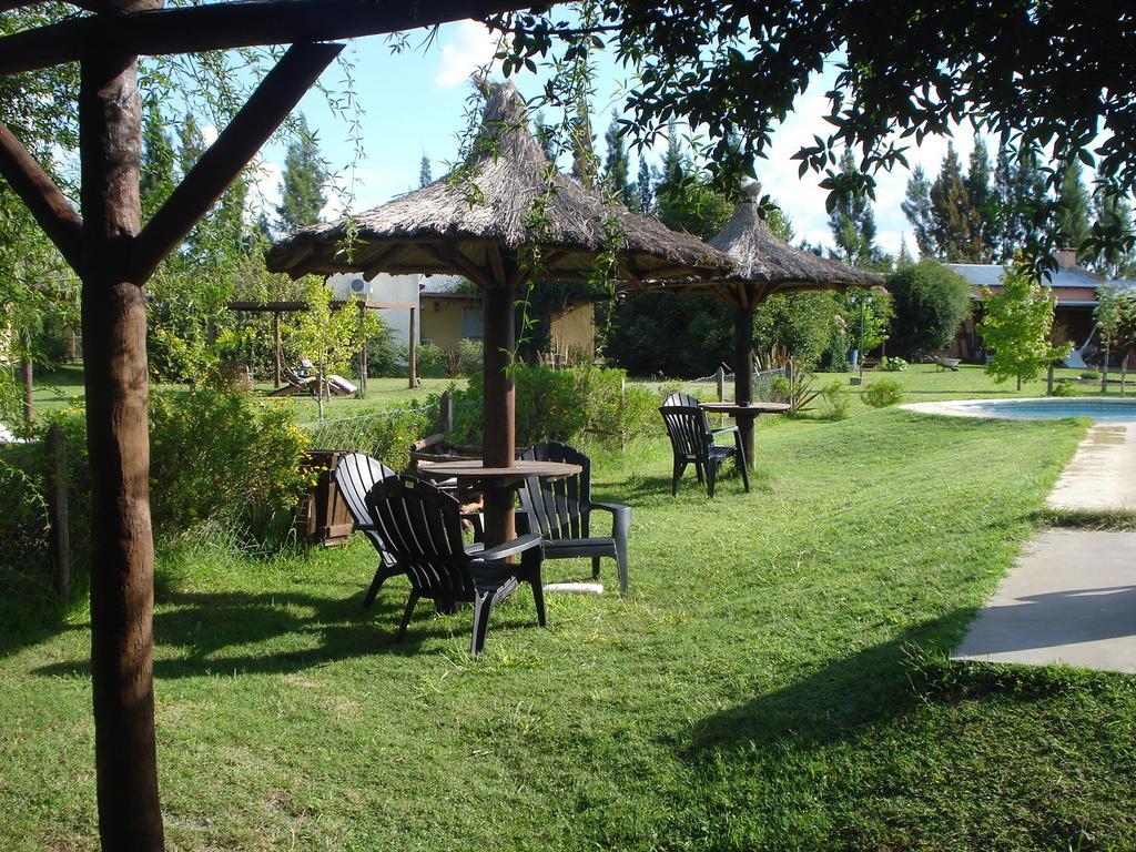 Cabanas Hoja De La Tierra Chascomús Exterior foto